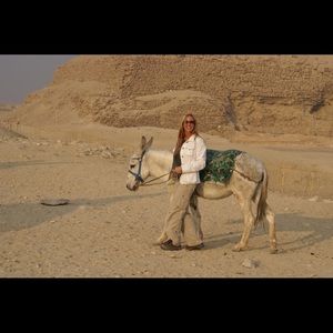 Meet your Posher, Debbie